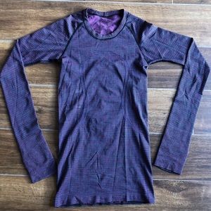 Lululemon multi color swiftly long sleeve SIZE: 2